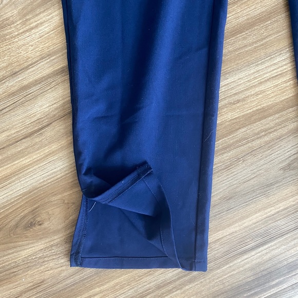 Care+Wear Scrub set in navy size XS - Picture 7 of 11